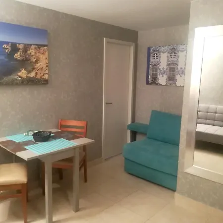 With One Bedroom In With Wonderful City View And Wifi 150 M From The Beach Portimão