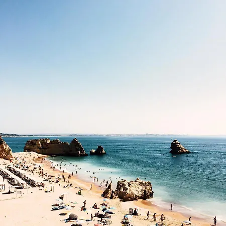 With One Bedroom In With Wonderful City View And Wifi 150 M From The Beach *