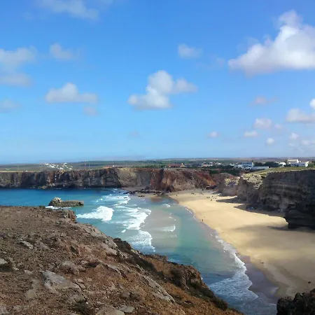 Apartmán With One Bedroom In With Wonderful City View And Wifi 150 M From The Beach *