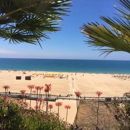 With One Bedroom In With Wonderful City View And Wifi 150 M From The Beach